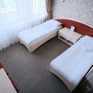 Гостиница Амакс Конгресс-отель Хабаровск Стандарт двухместный (1 кровать)-1