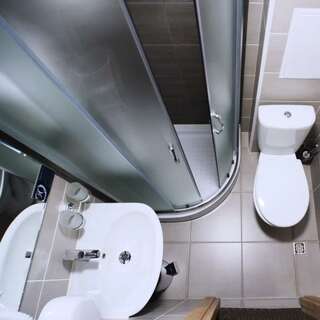 Гостиница Амакс Конгресс-отель Хабаровск Стандарт Улучшенный двухместный 1 кровать/ 2 кровати-5