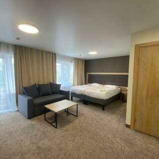 Гостиница Амакс Конгресс-отель Хабаровск Стандарт Улучшенный двухместный 1 кровать/ 2 кровати-1