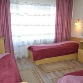 Гостиница Амакс Конгресс-отель Хабаровск Стандарт Улучшенный двухместный 1 кровать/ 2 кровати-1